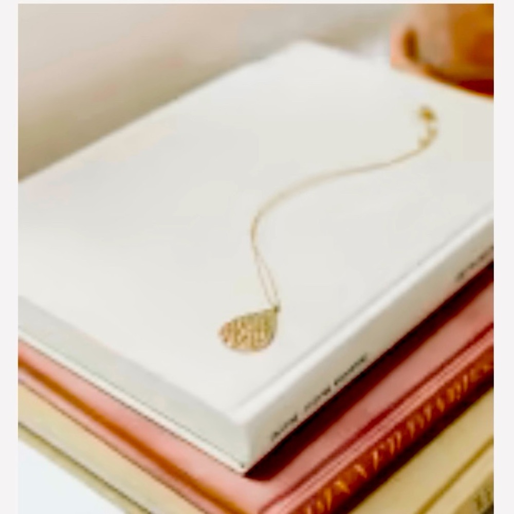 Sezane Pendant Necklace